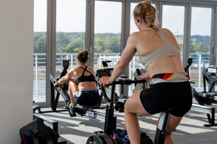 rowing training erg bike